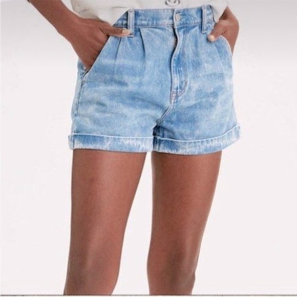 American Eagle Mom Short Pleated Denim Jean Shorts 4 - Picture 1 of 9